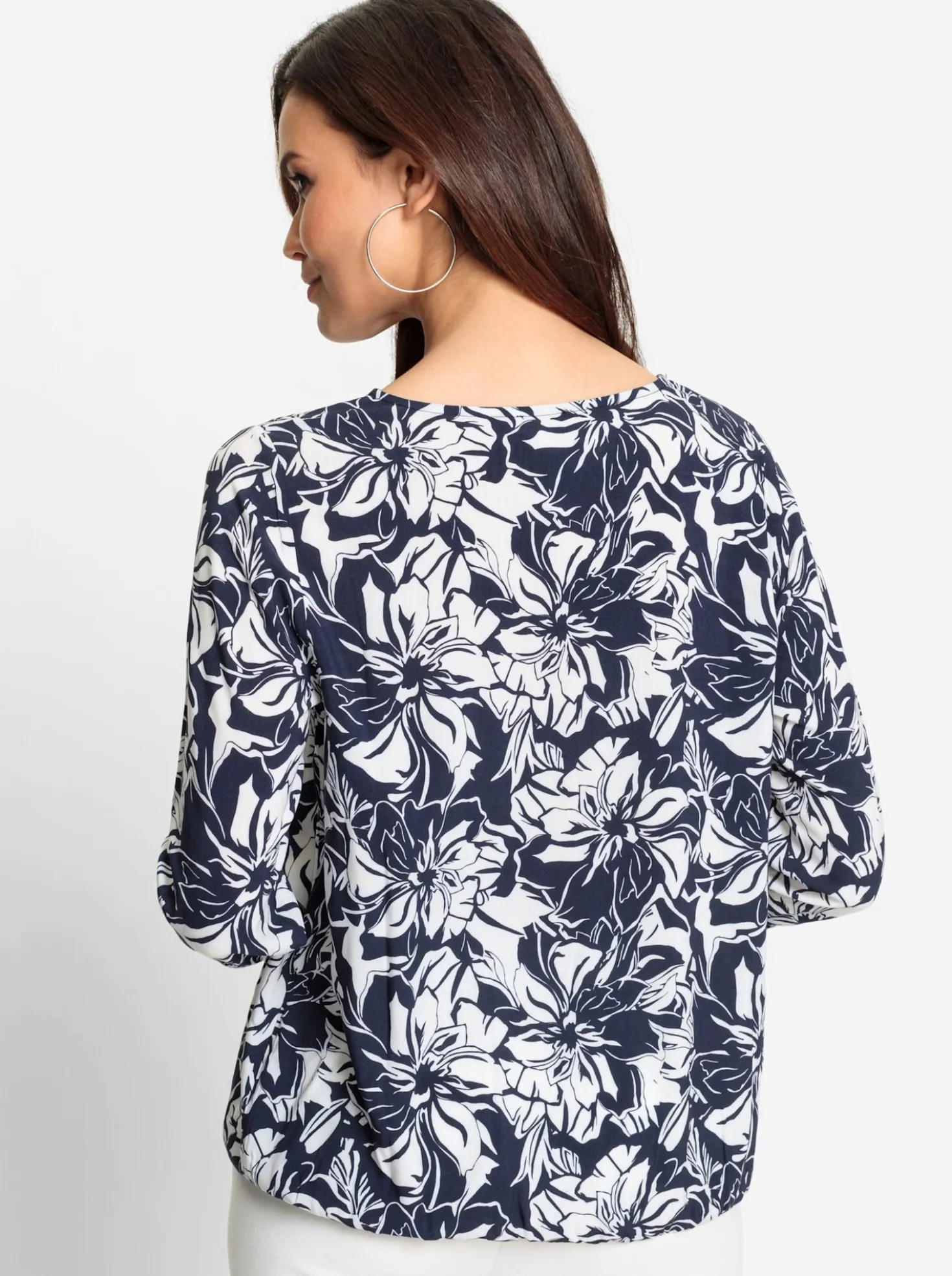 Druckbluse mit Faltenpartie am Ausschnitt