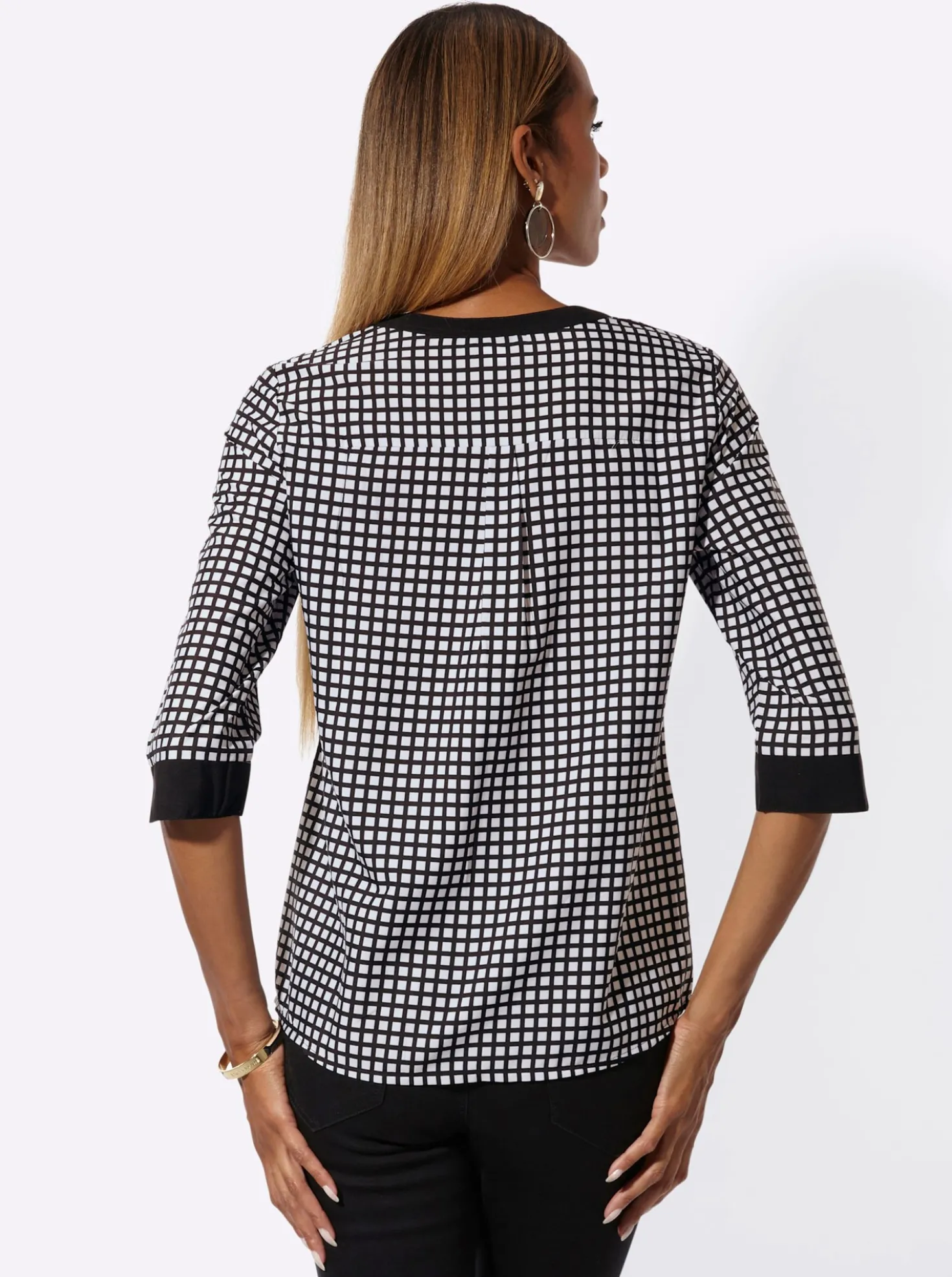 Druckbluse mit Kellerfalte hinten