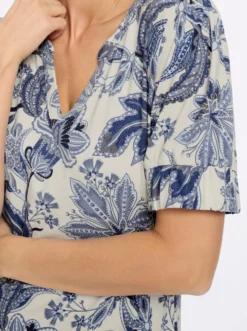 Druckkleid mit Puffärmeln