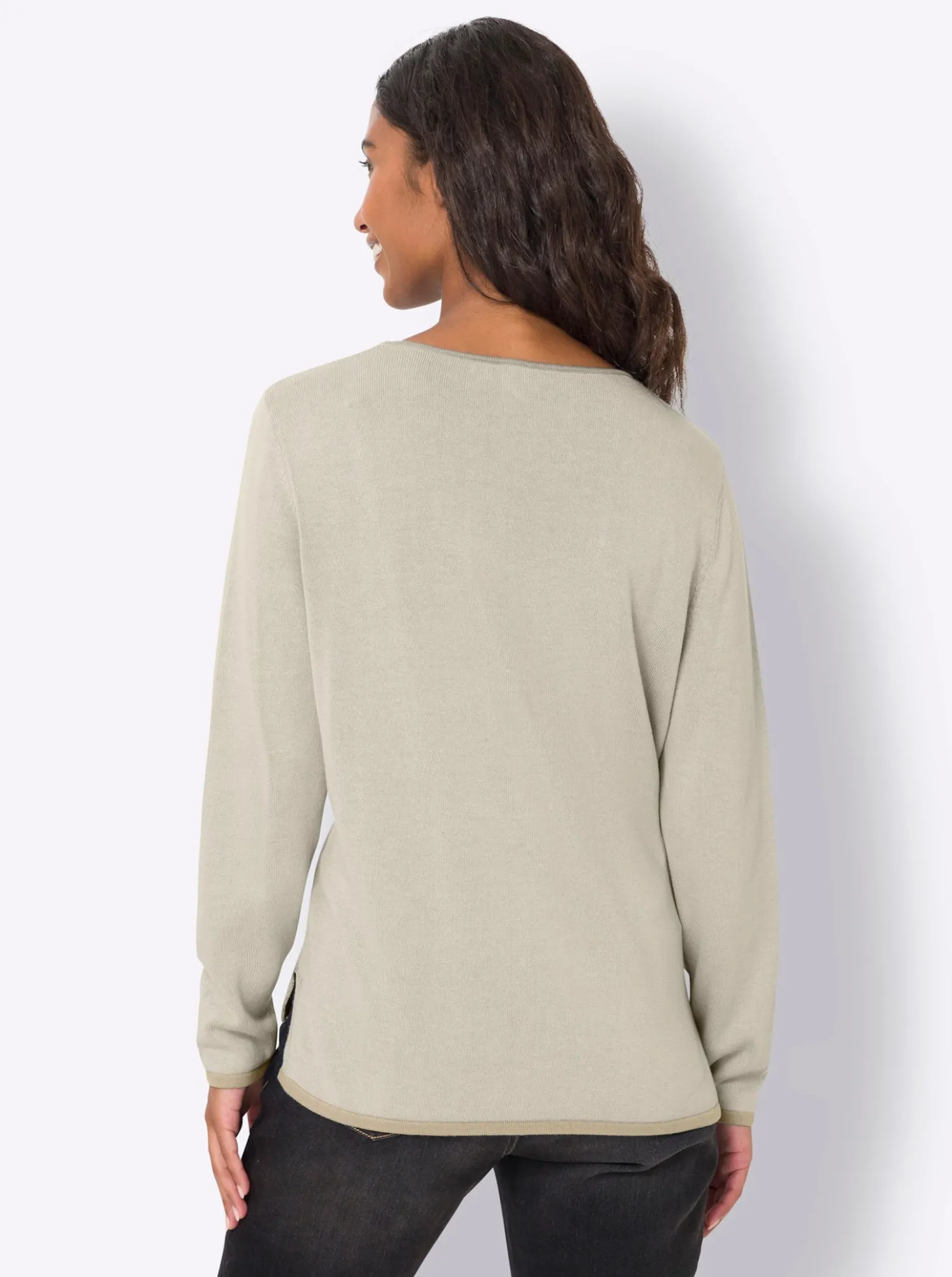 Feinstrickpullover , hinten länger
