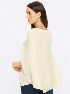 Feinstrickpullover im Poncho-Style