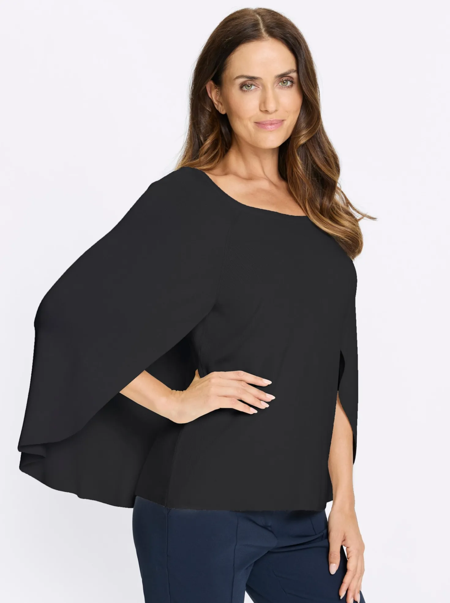 Feinstrickpullover im Poncho-Style