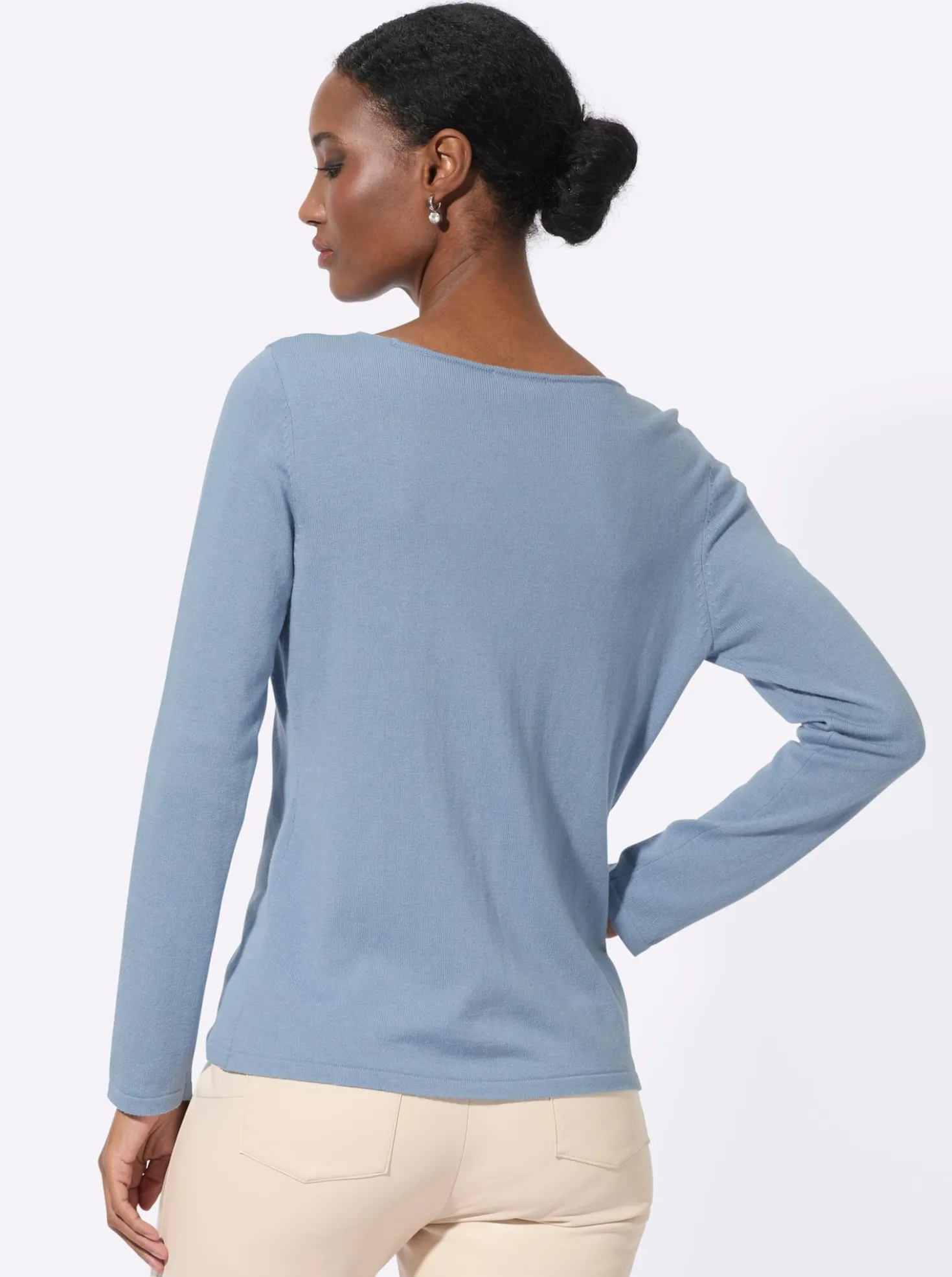 Feinstrickpullover mit Cut-Out