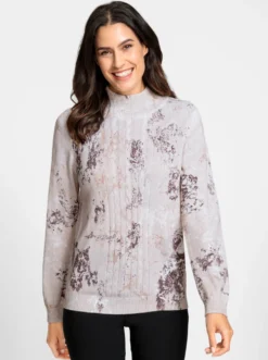 Feinstrickpullover mit höherem Stehkragen