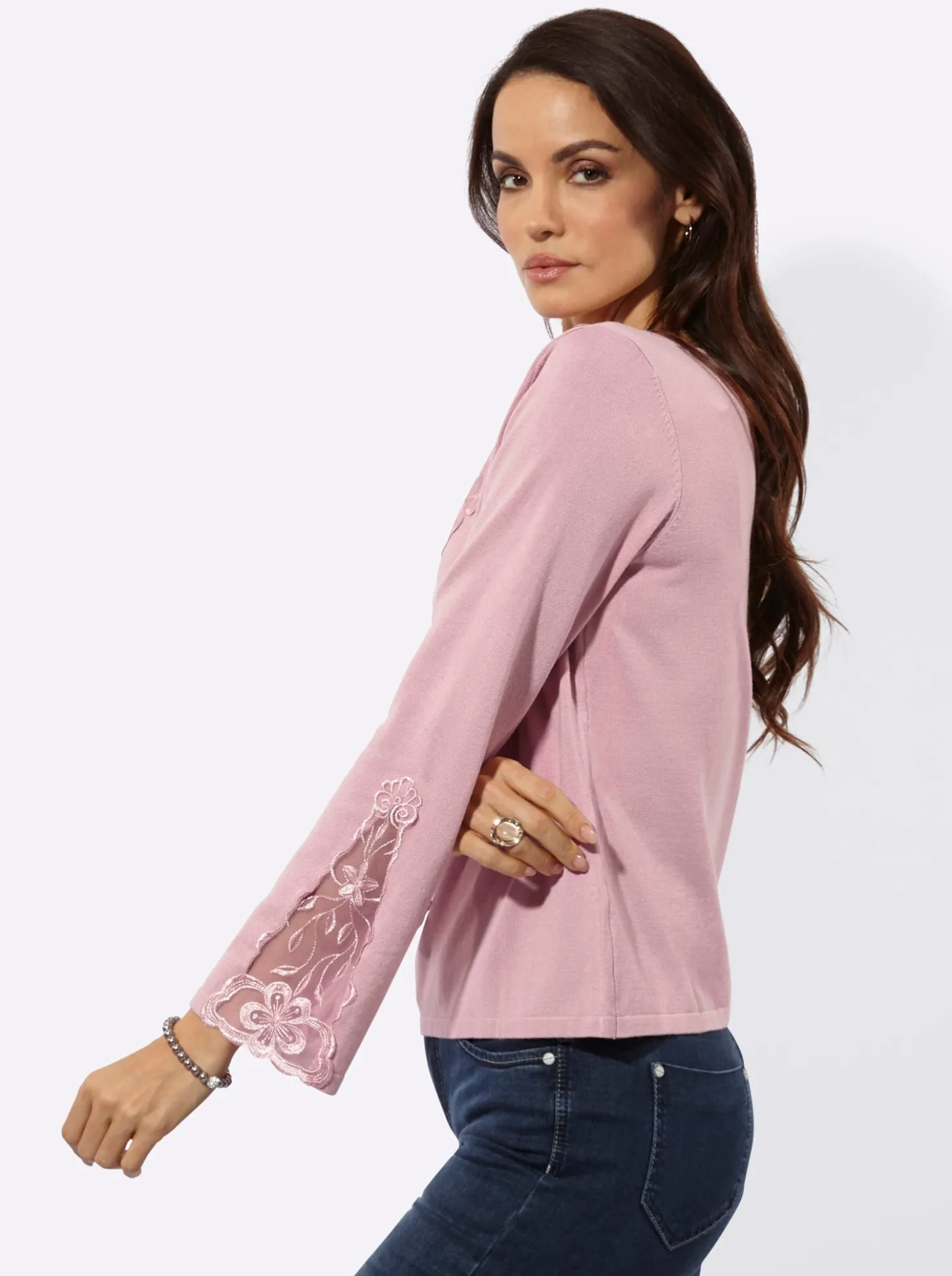 Feinstrickpullover mit Spitzen-Details