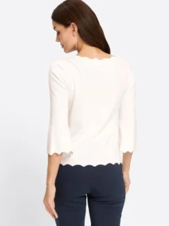 Feinstrickpullover mit Trompetenärmeln