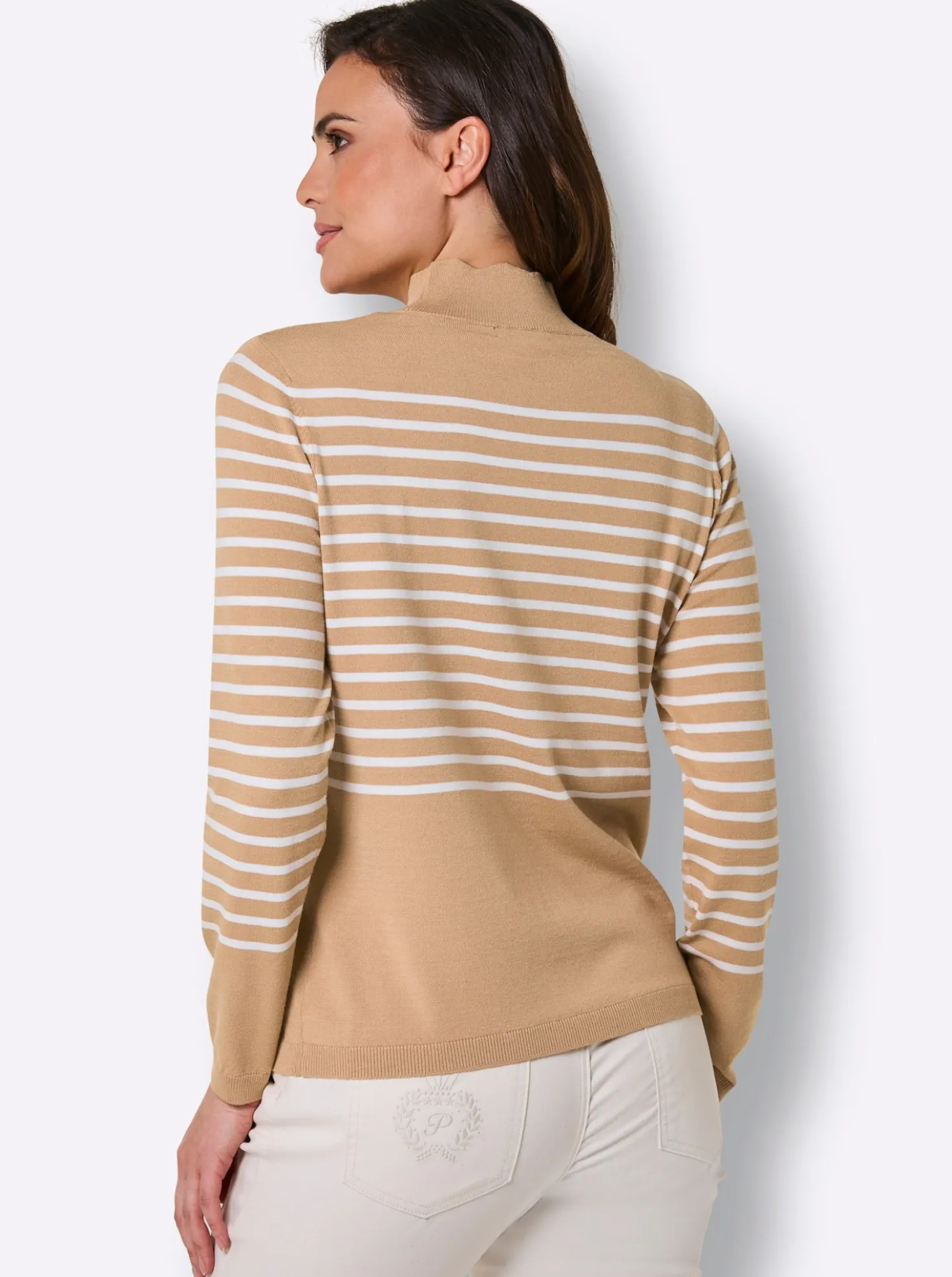 Feinstrickpullover mit Wellenkante