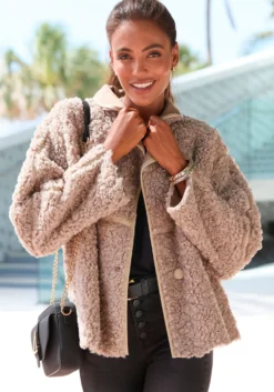 Fellimitatjacke