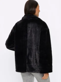 Fellimitatjacke mit Stehkragen
