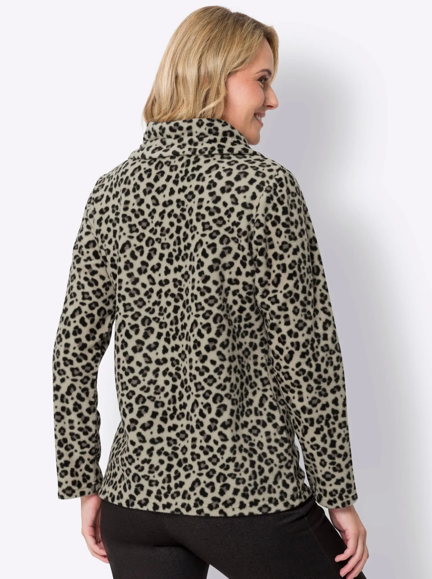 Fleecejacke allover im Leo-Dessin