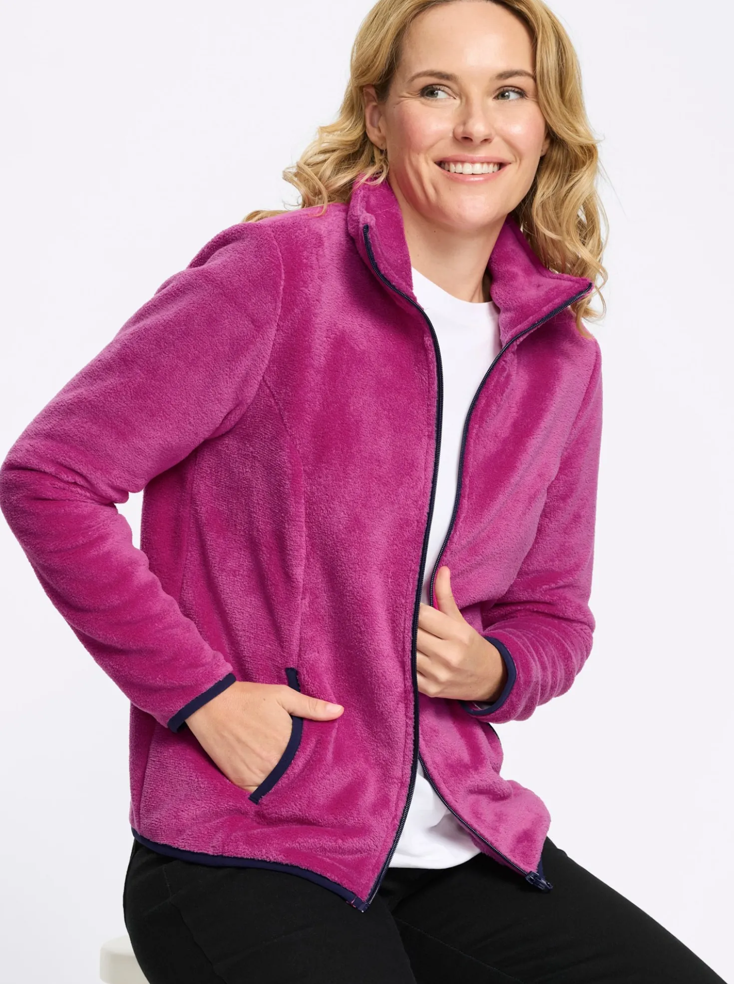 Fleecejacke mit elastischen Abschlüssen