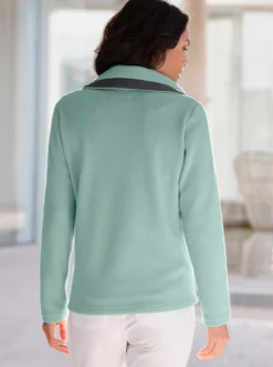 Fleecejacke mit schrägen Reißverschluss-Taschen
