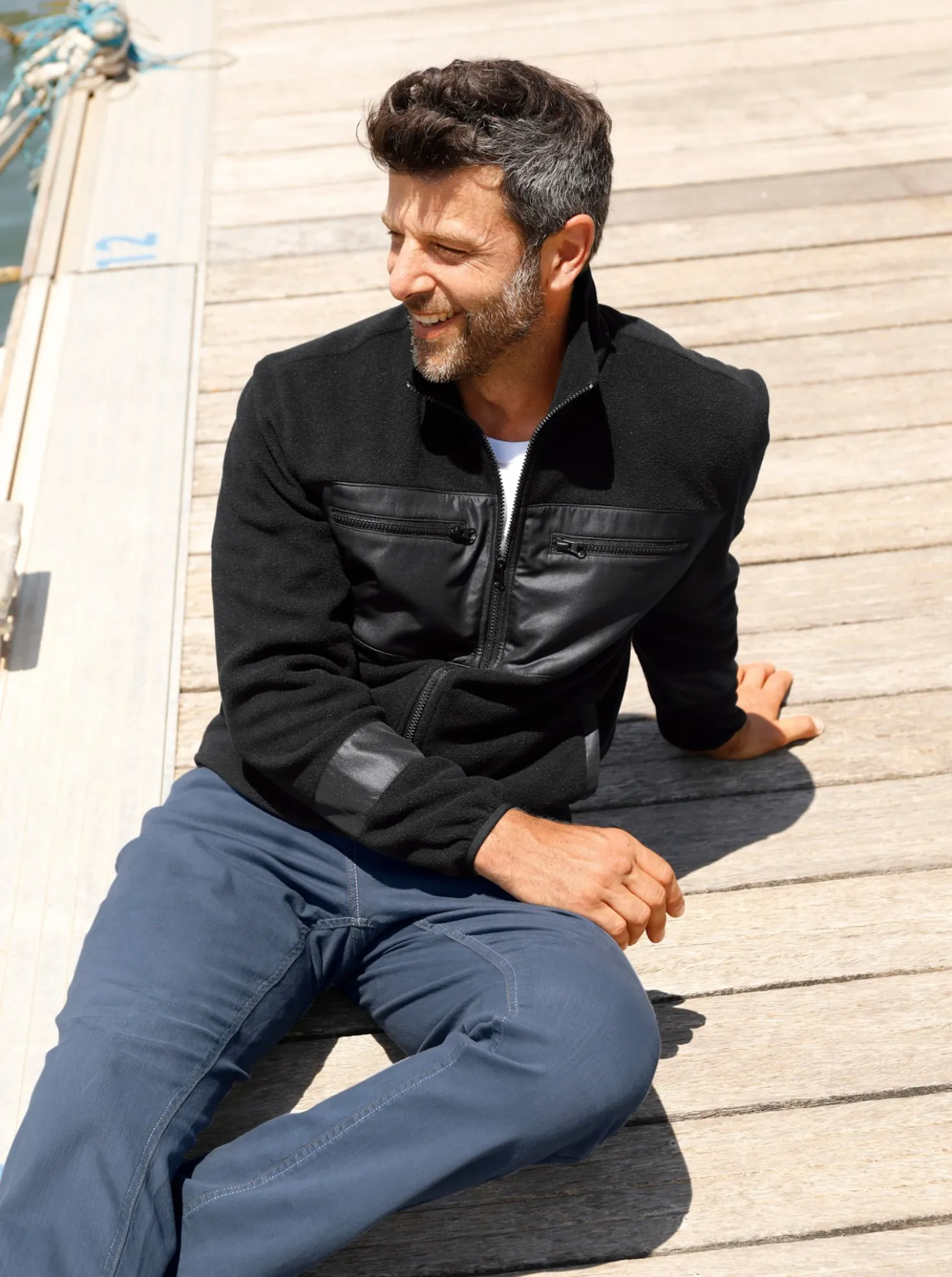 Fleecejacke mit 4 Taschen