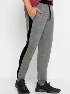Freizeithose mit Bündchen am Saum