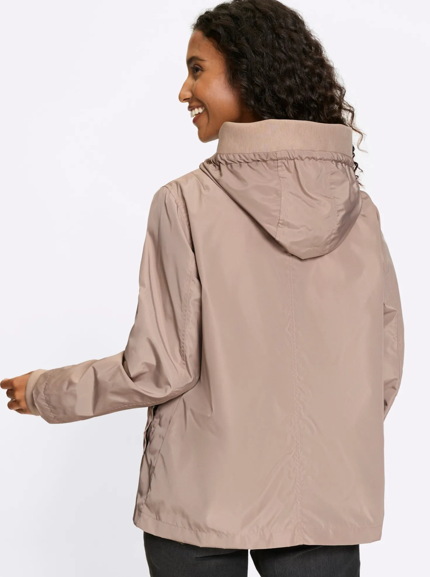 Freizeitjacke mit Kapuze