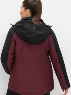Funktionsjacke in wasser- und winddichter Qualität