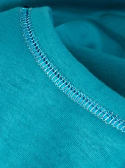 Funktionsshirt in atmungsaktiver Qualität