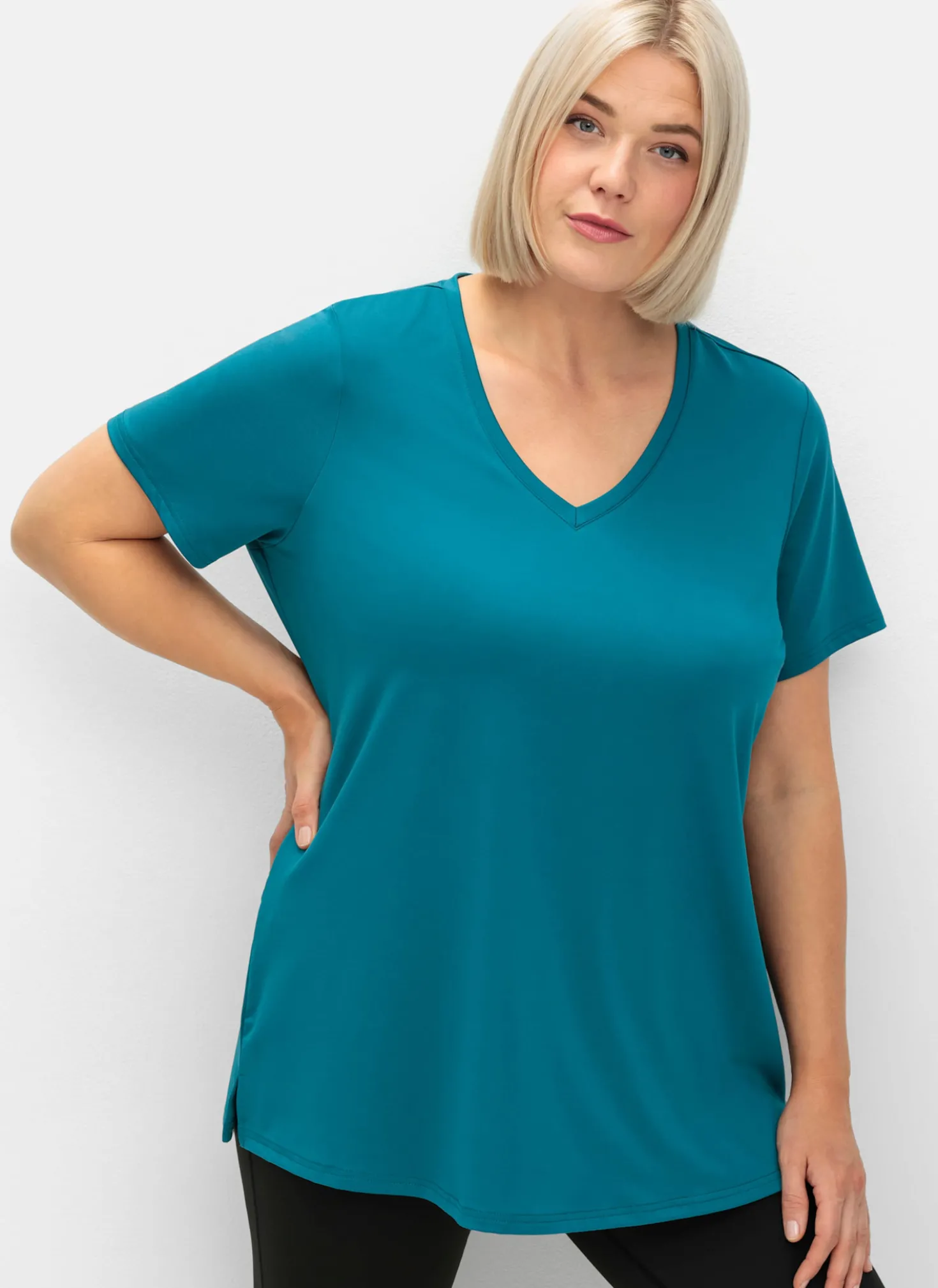 Funktionsshirt mit V-Ausschnitt