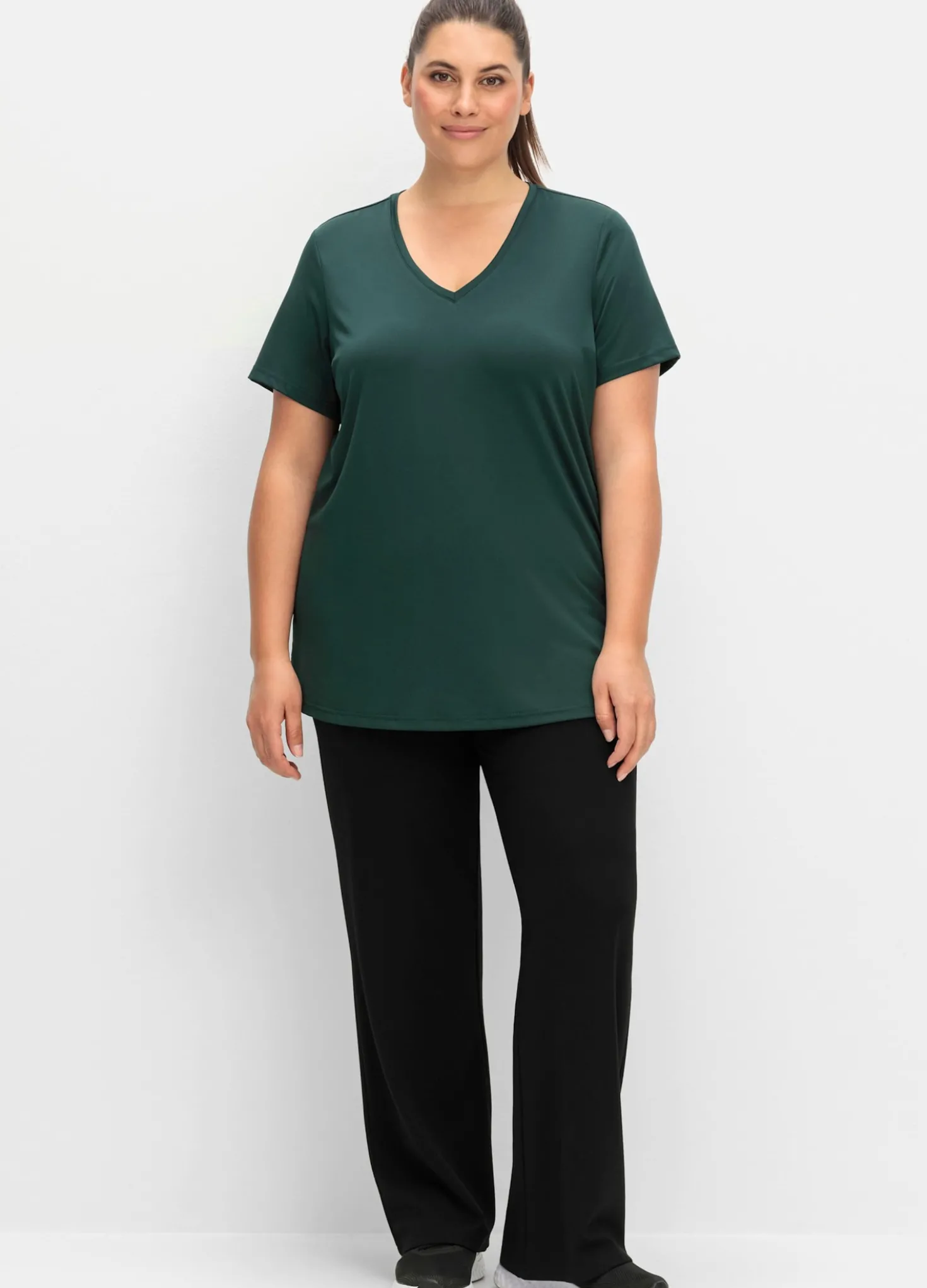 Funktionsshirt mit V-Ausschnitt
