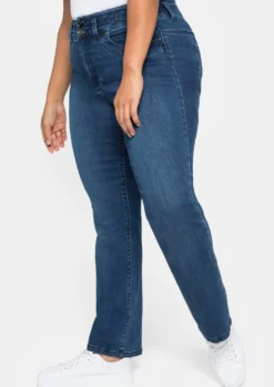 Gerade Jeans für kräftigere Oberschenkel