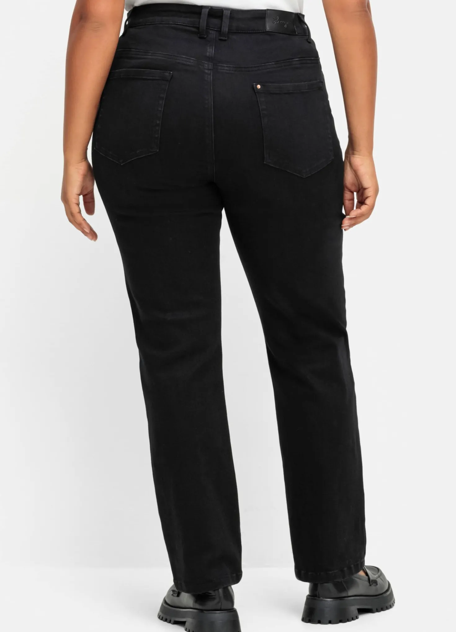 Gerade Jeans mit Bodyforming-Effekt