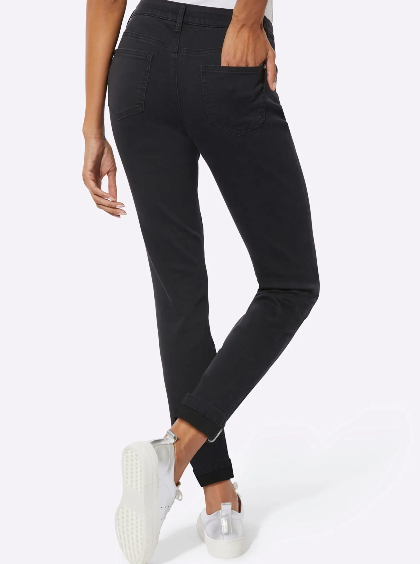 Gerade Jeans mit Ziersteinchen