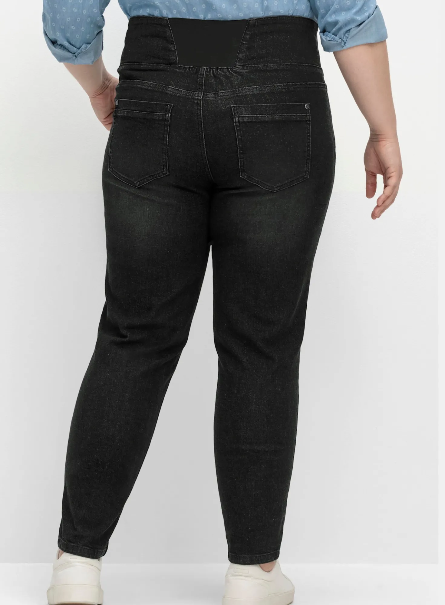 High-waist-Jeans in schmaler Form