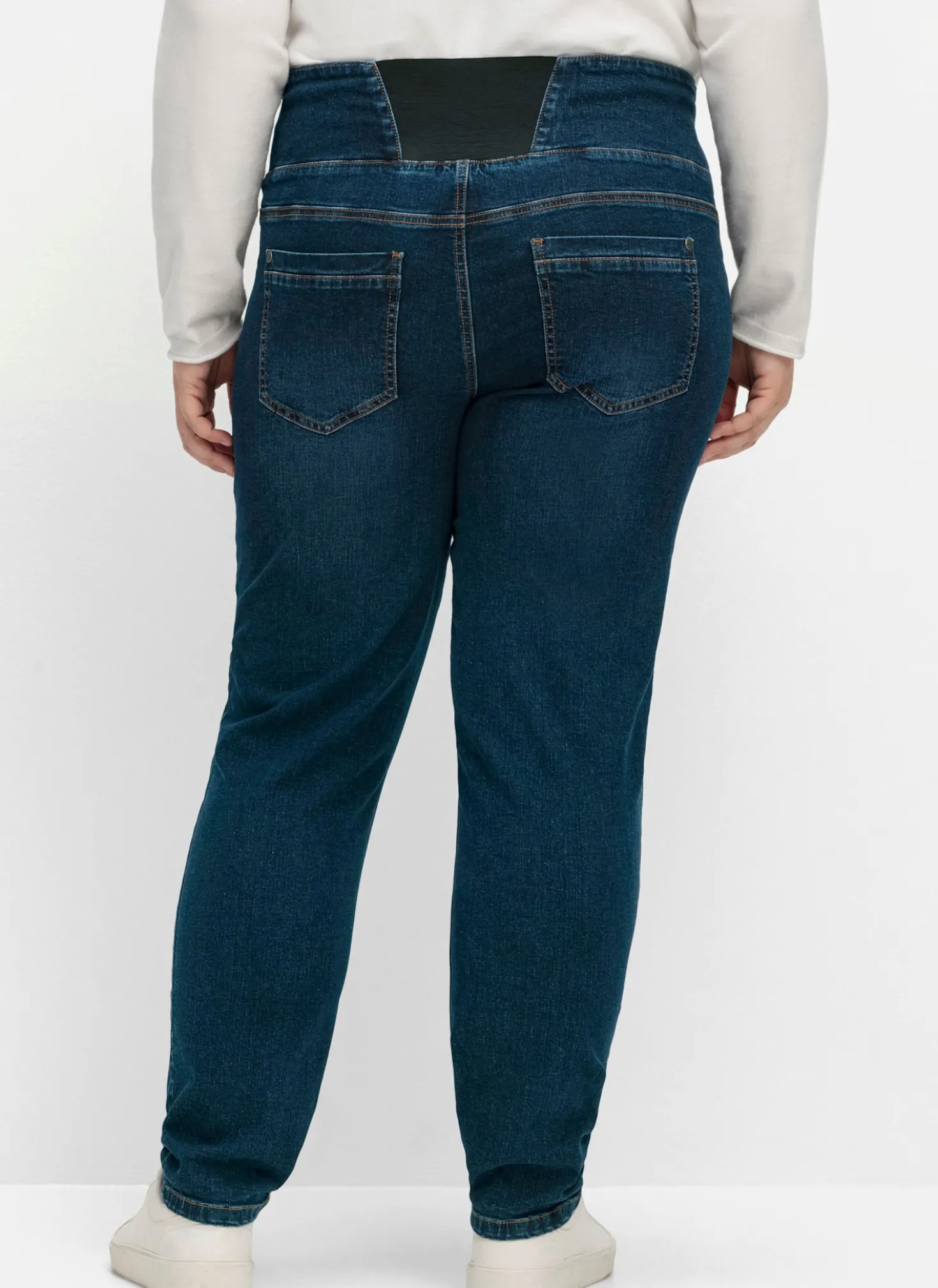 High-waist-Jeans in schmaler Form
