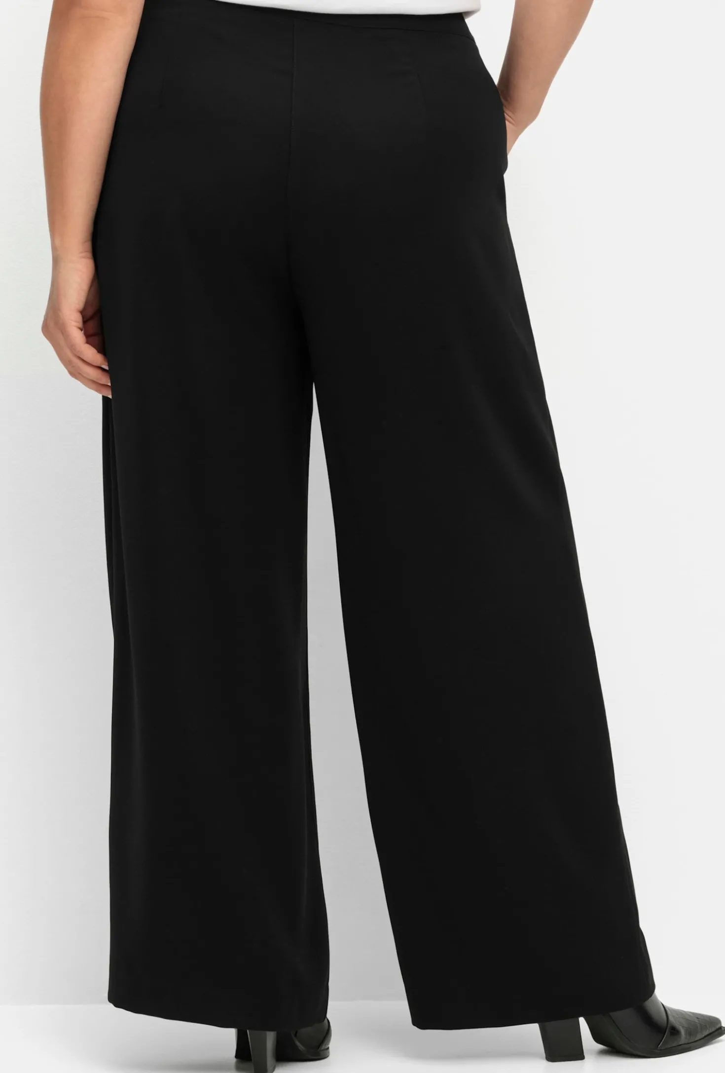 Hose mit High-Waist-Bund und weitem Bein