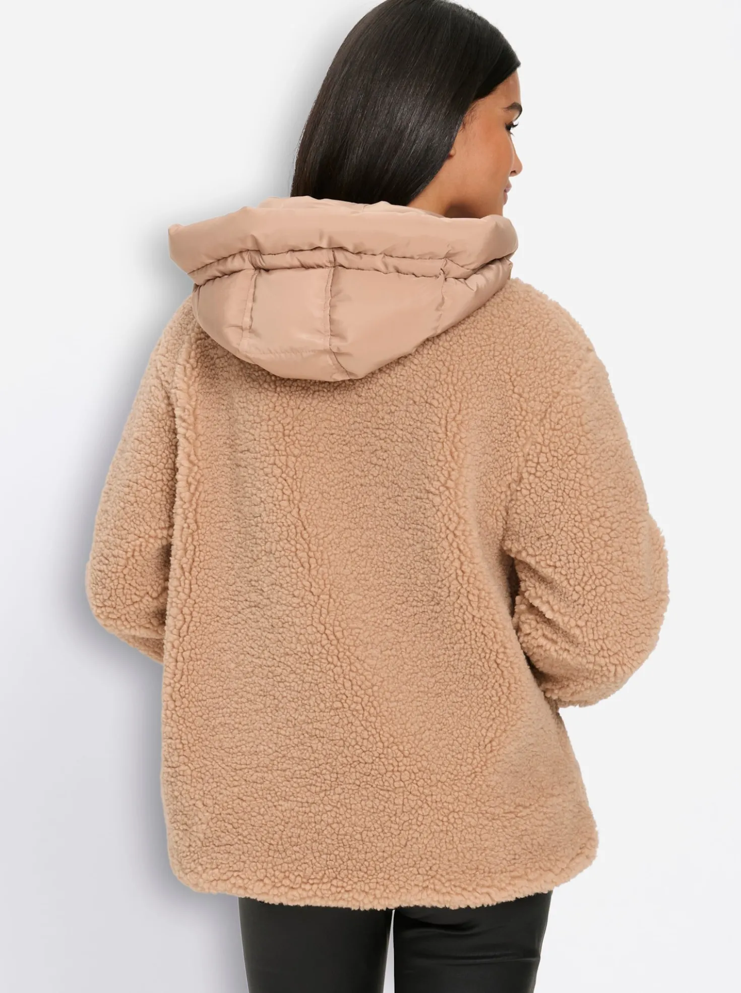 Jacke aus Fell-Imitat