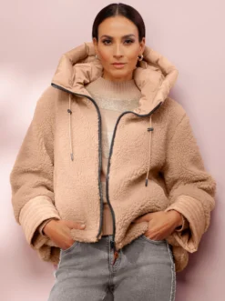 Jacke aus Fell-Imitat
