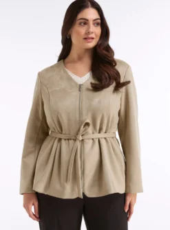 Jacke in Veloursleder-Optik, mit Schößchen
