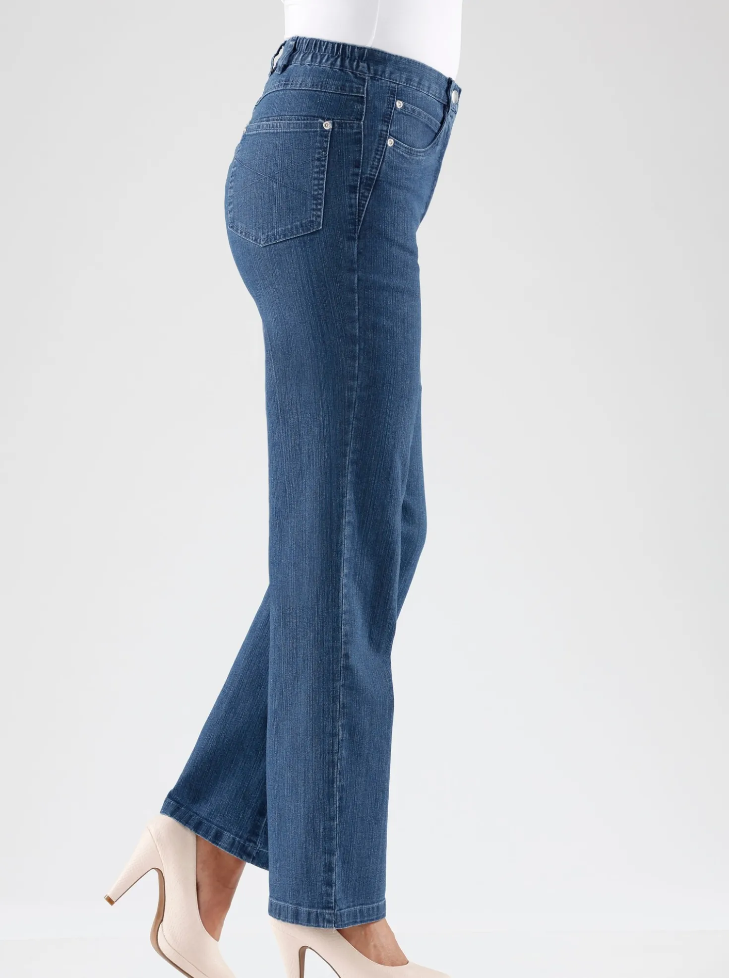 Jeans aus formstabiler Stretch-Qualität