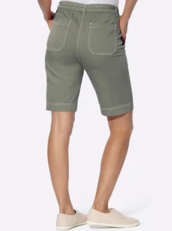 Jeansbermudas in Schlupfform, mit Bindegürtel