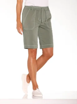 Jeansbermudas in Schlupfform, mit Bindegürtel