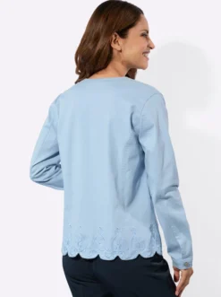 Jeansbluse mit Blütenstickerei