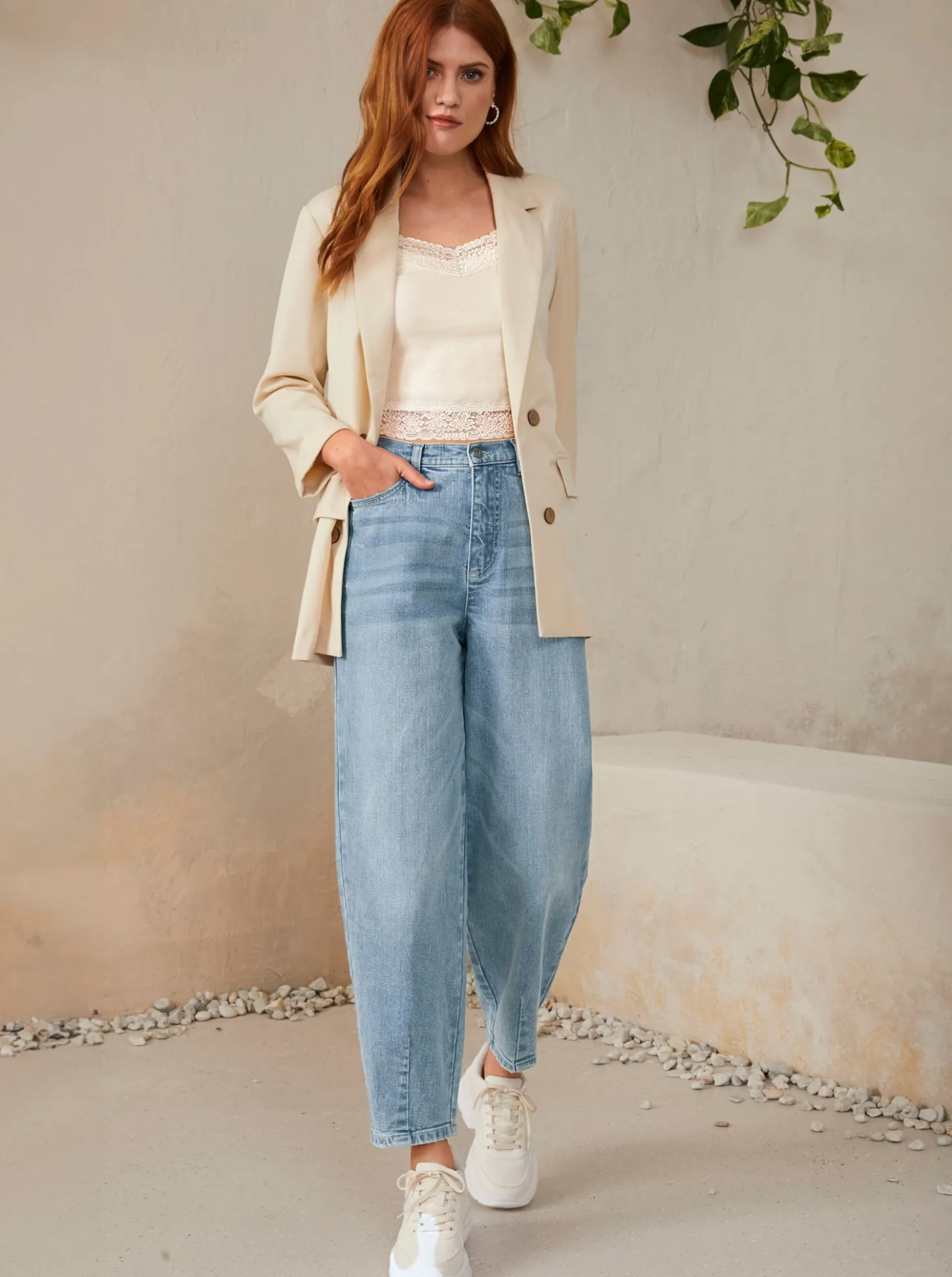 Jeans im Mom-Schnitt