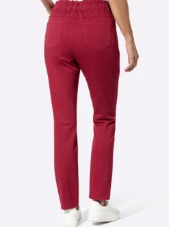 Jeans im Paperbag-Schnitt