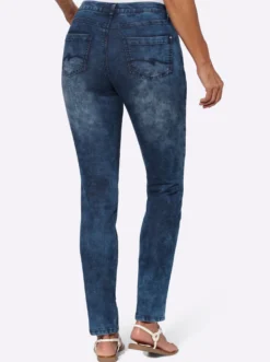 Jeans in Baumwoll-Stretch-Qualität