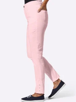 Jeans in verkürzter Form, Dehnbund