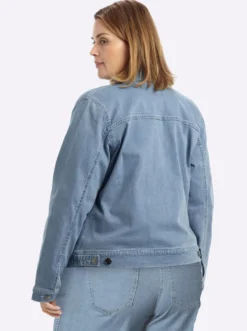 Jeansjacke in Blousonform