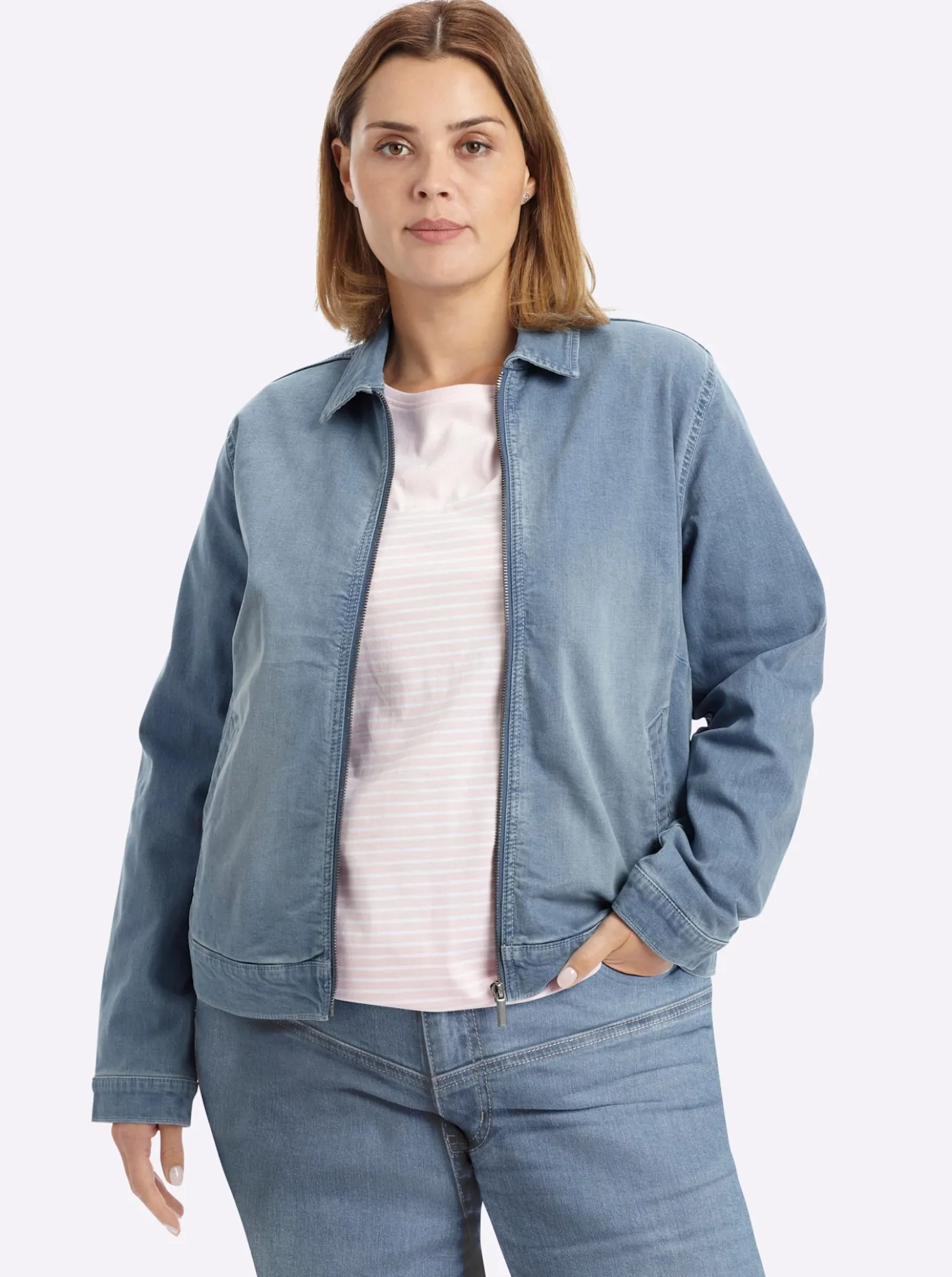 Jeansjacke in Blousonform