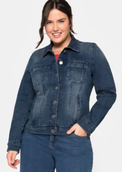 Jeansjacke in leicht taillierter Form