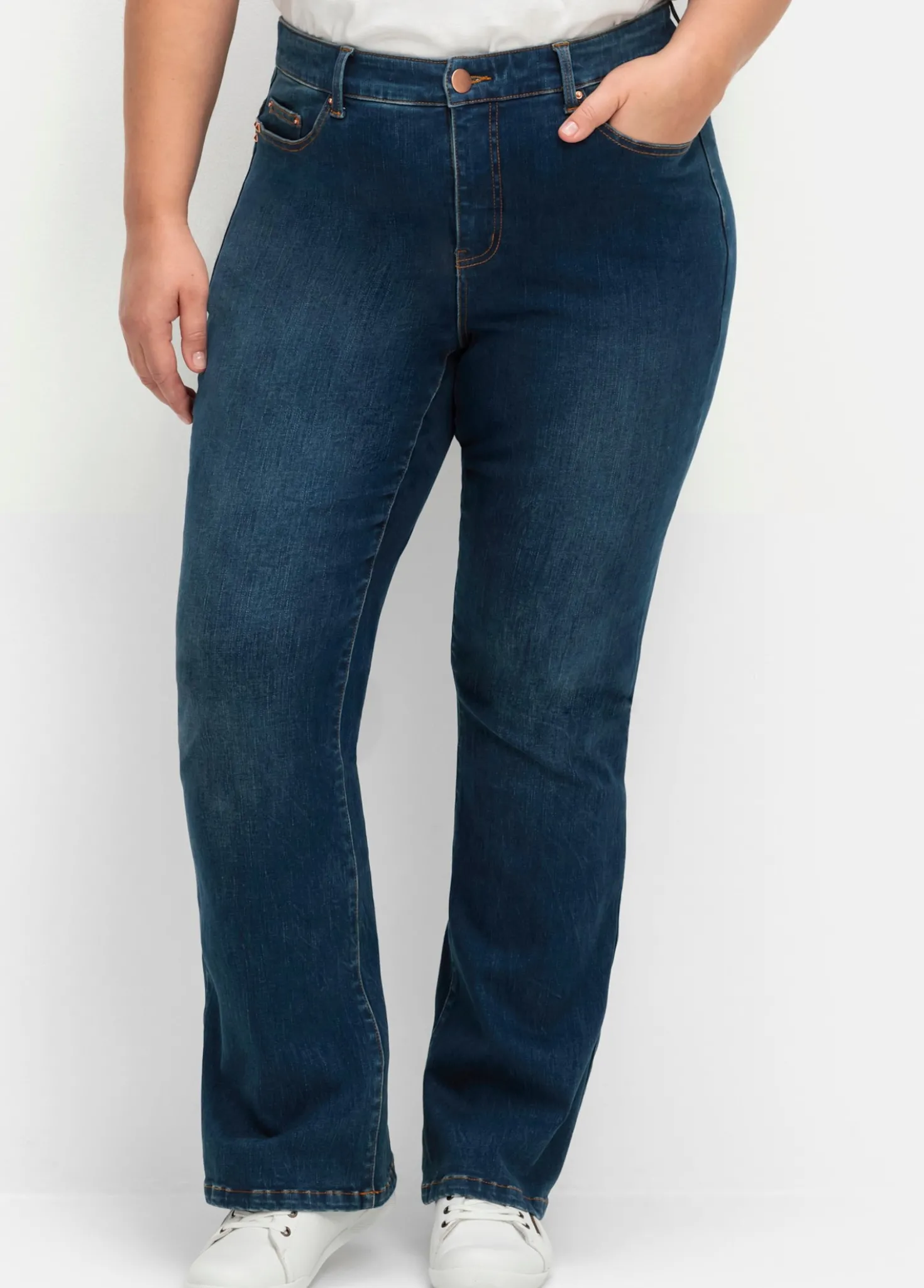 Jeans mit Bodyforming-Effekt, Bootcut