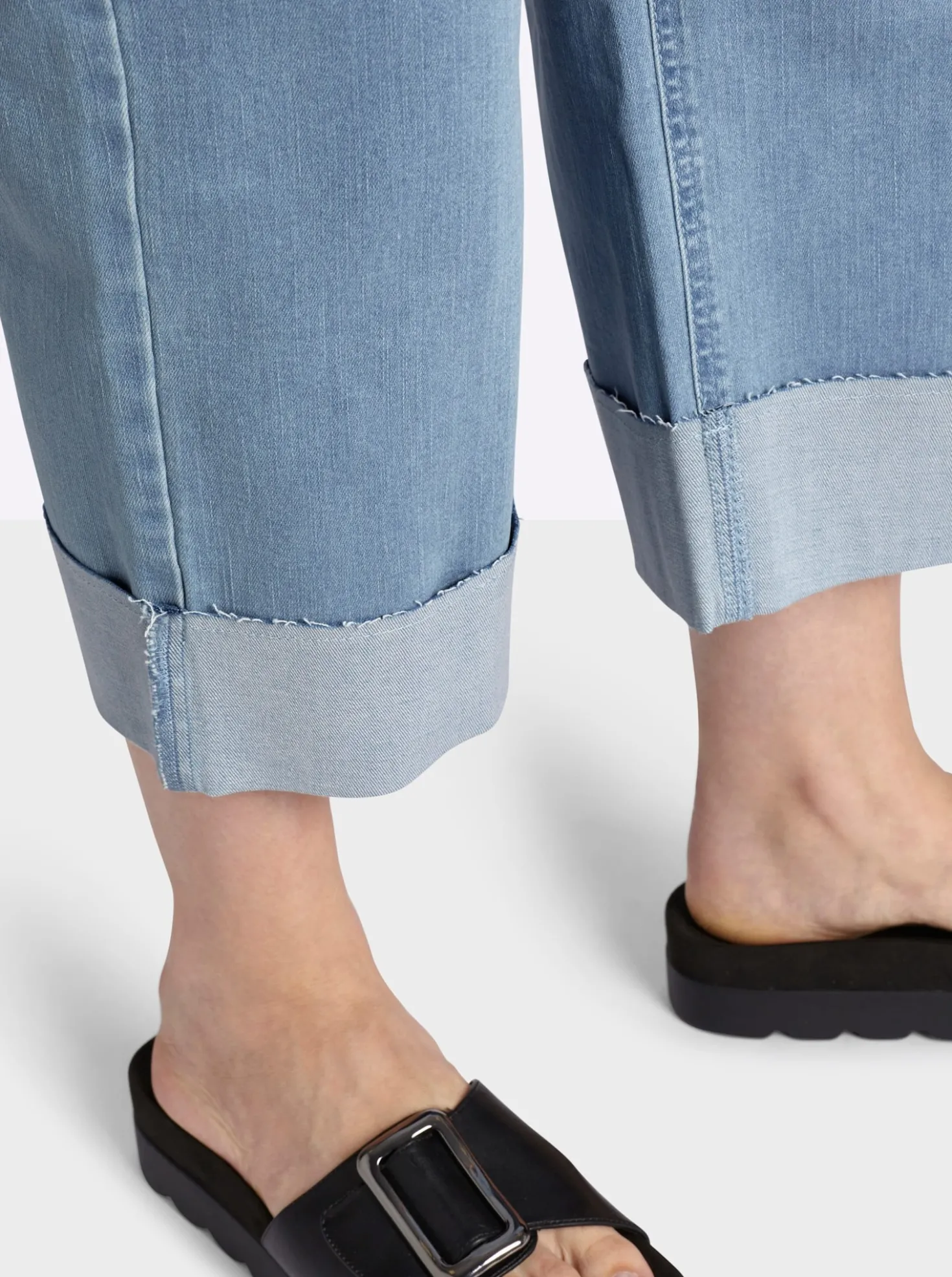 7/8-Jeans mit breitem Saum-Umschlag