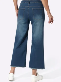 7/8-Jeans mit Fransen am Saum