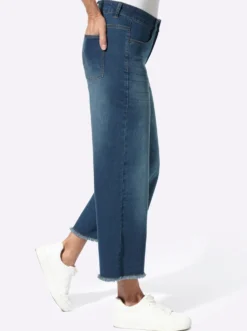7/8-Jeans mit Fransen am Saum