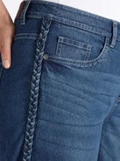 Jeans mit geflochtenen Streifen am weiten Bein