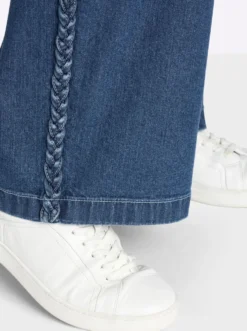 Jeans mit geflochtenen Streifen am weiten Bein