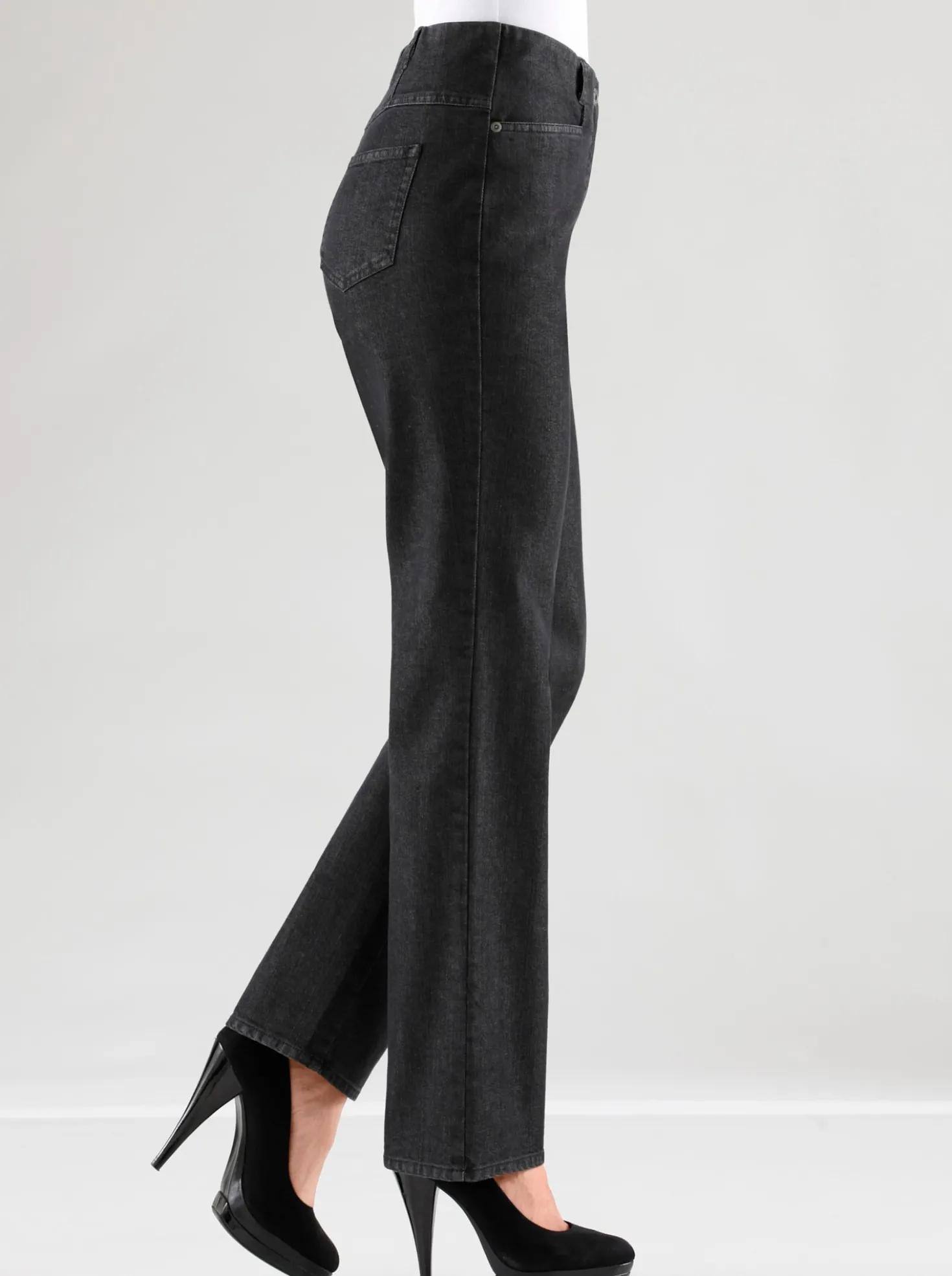 Jeans mit innenliegendem Dehnbund